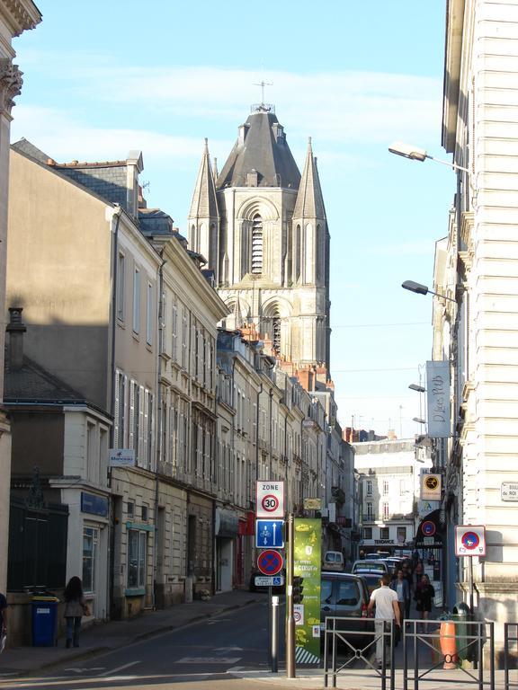Hotel Des Lices - Angers Exterior photo