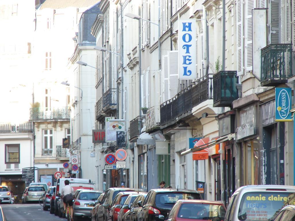 Hotel Des Lices - Angers Exterior photo